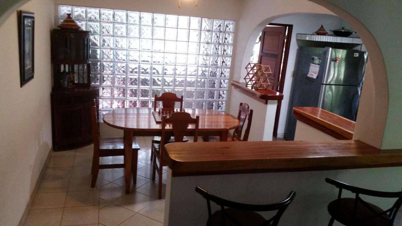 Embassy House Bed & Breakfast Puerto Jiménez Exterior foto
